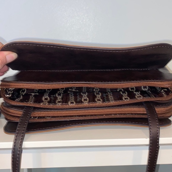 Tignanello Mojave X-body Brown and Caramel Leather Cross Body Bag - Picture 13 of 15